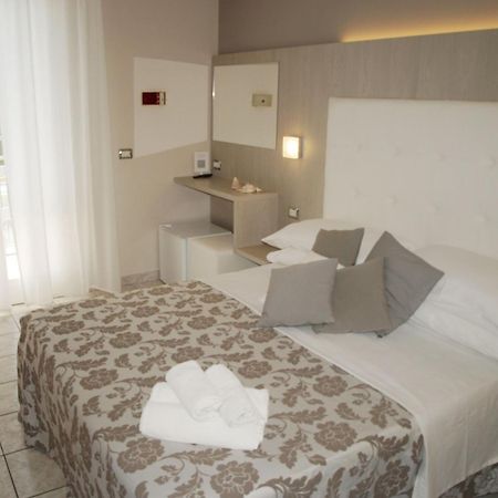 Hotel Stefan Room & Breakfast Gatteo a Mare Kültér fotó